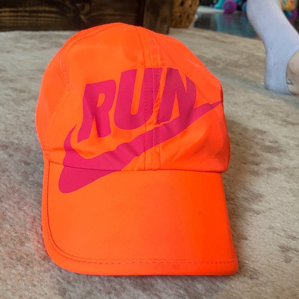 Nike running hat